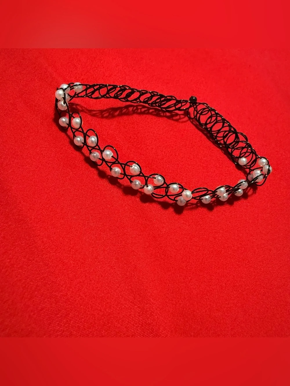 Black Pearl Accented Stretchy 90’s retro Choker Necklace